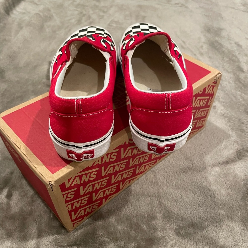 Checkered flame slip on vans - Picture 5 of 7